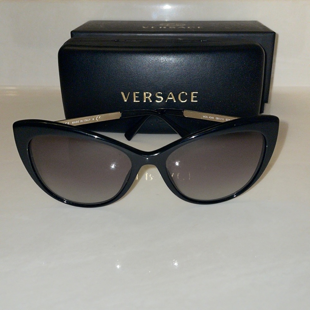 Versace sunglass